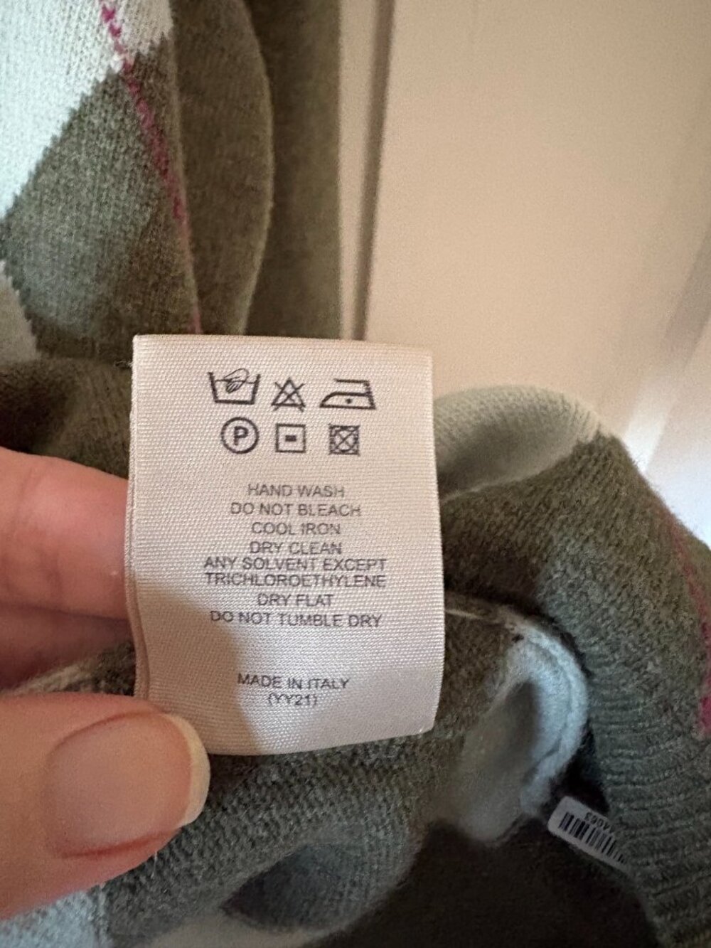 Authentic Burberry Merino wool sweater - Picture 6 of 9